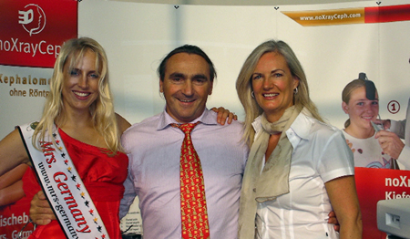 Fachmesse für Kieferorthopäden in Mainz – Mrs. Germany als Botschafterin für Diagnostik ohne Röntgenstrahlen