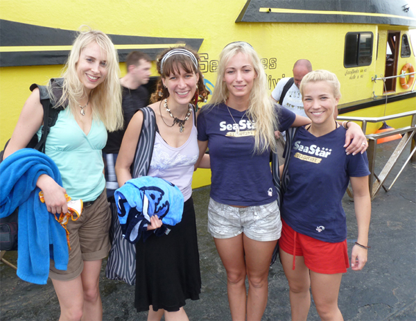 gelbes Boot von seabees