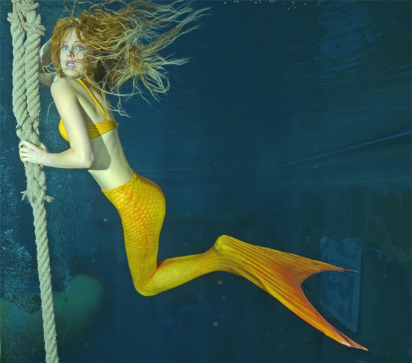 Profiunterwassermodel Elischeba Wilde