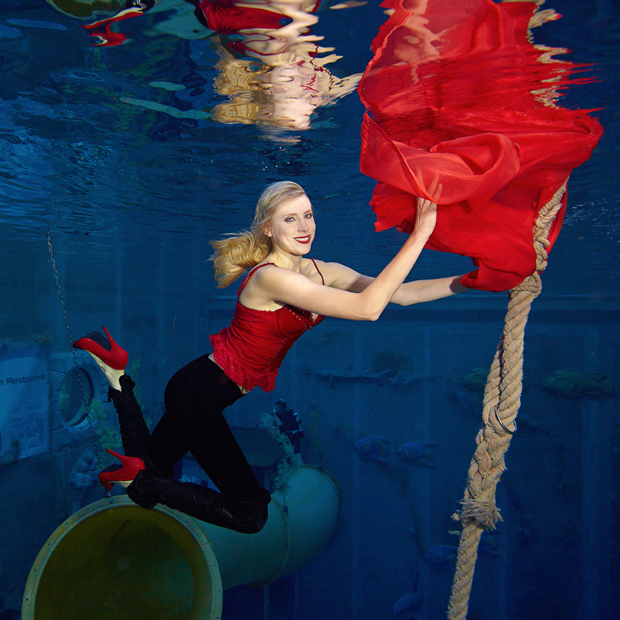 ElischebaTV Nr.104 – new Mermaid and underwater shooting