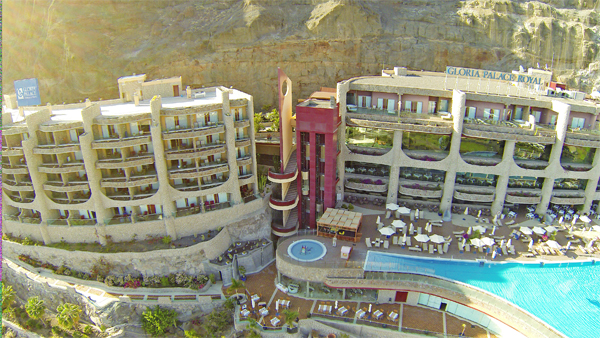 Gloria Palace Royal