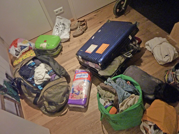 Wasserschaden und Stress vor der Reise – der erste Tag ist eh oft doof