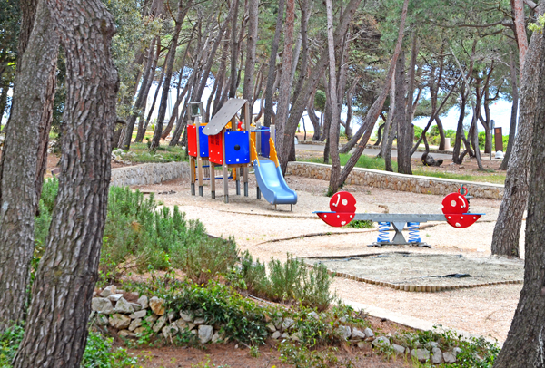 kiefernwald spielplatz