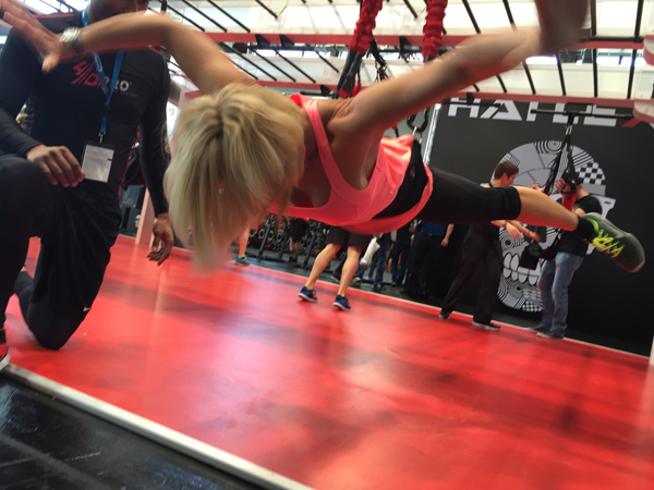 Fallschirmsprung-mit-dem-4D-Pro_600x450