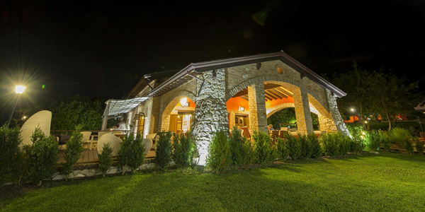 sarand-notte_600x300