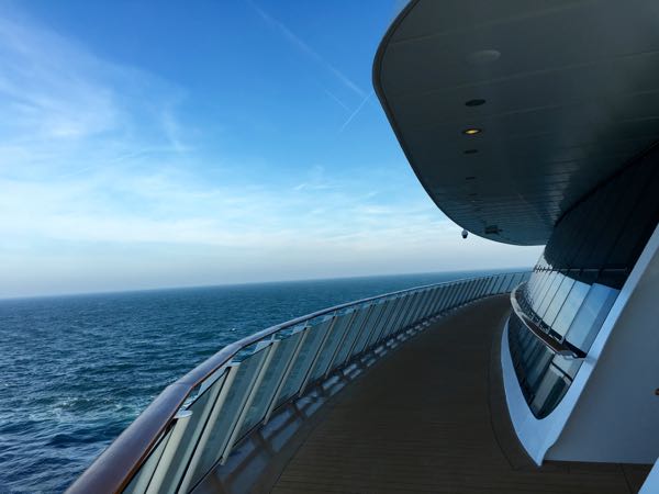 Waterfront am Heck auf Deck 8