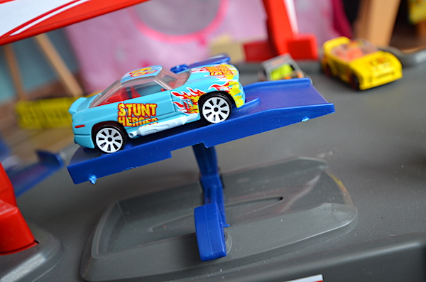 stunt_auto_spielzeug