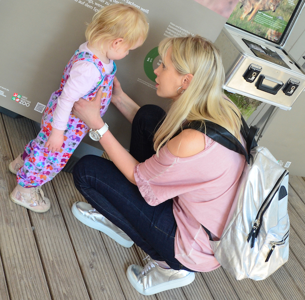 Elischeba mom fashion blogger