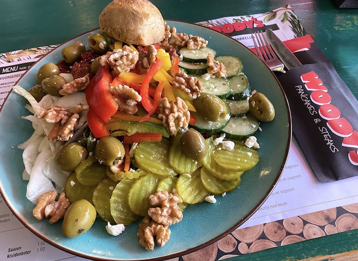 Salat in Woodys Restaurant