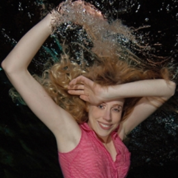 Elischeba Wilde - Unterwasser Fotoshooting mit Martin Helmers