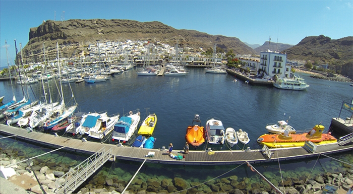 Blick auf den Hafen von Puerto de Mogan auf Gran Canaria