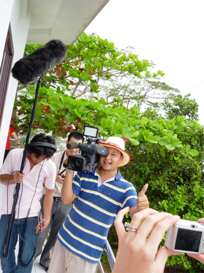Action in Vung Tau - Filmteam begleitet die Missen
