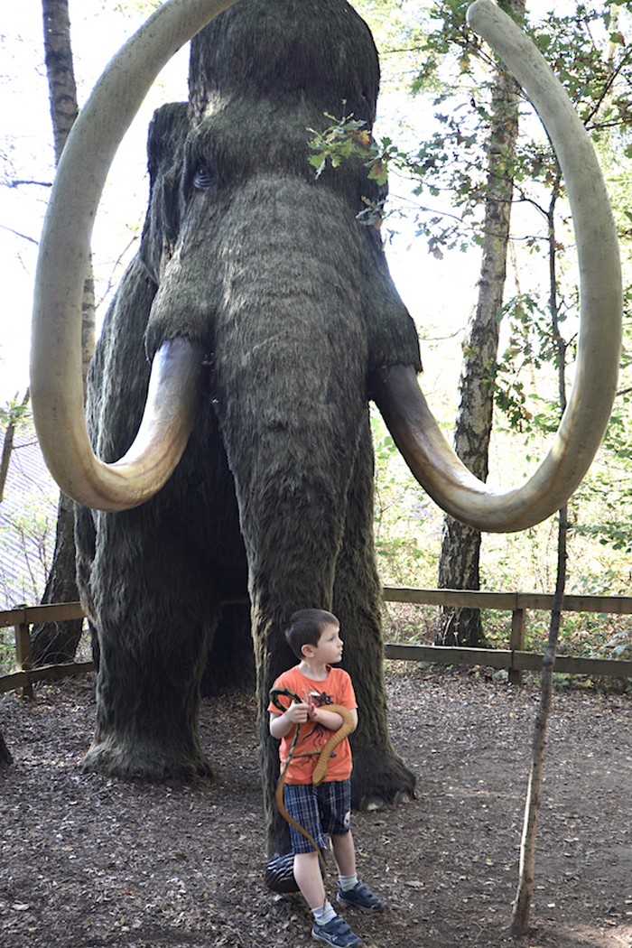 Mammut im Dinopark Münchehagen
