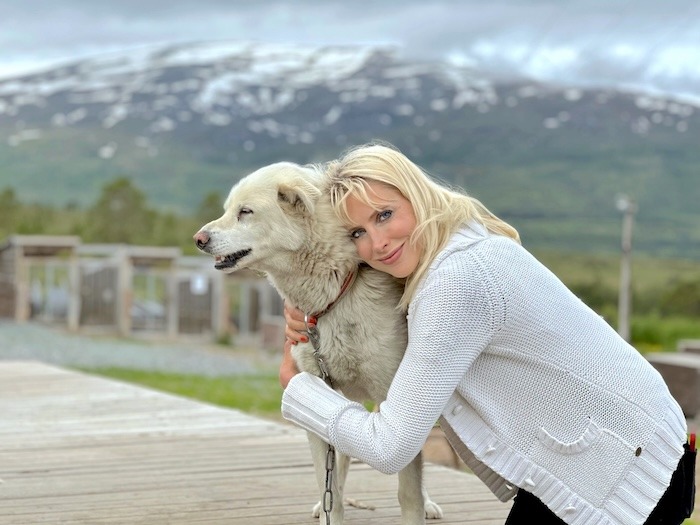 Elischeba mit Husky in Norwegen