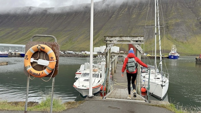 Elischeba am Hafen von Ísafjörður